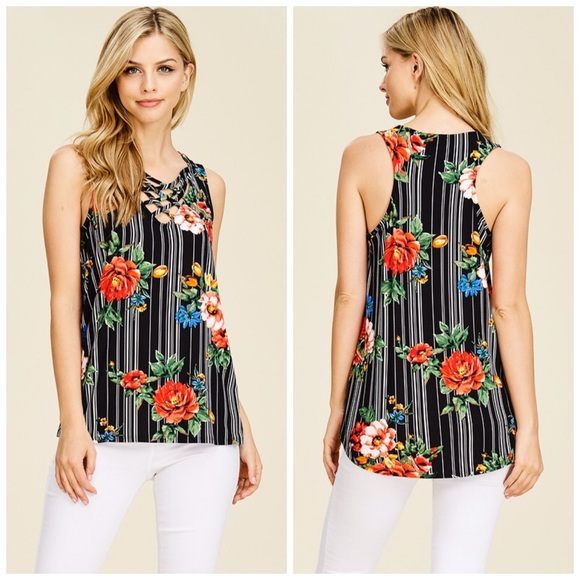 LAST 1! ❤️Crisscross Floral Striped Top! - Picture 4 of 7